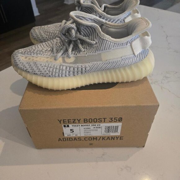Adidas Yeezy Boost 350 V2 'Static Non-Reflective' EF2905 Size 5 - Picture 2 of 7